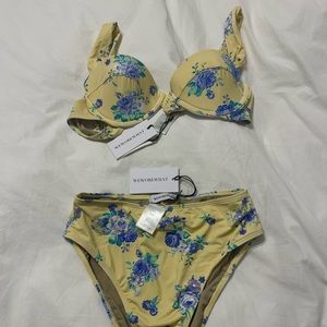 WeWorewWhat Matching Bikini Set
